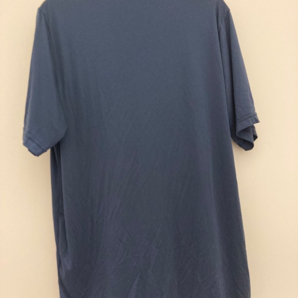 Hampton by Hilton polo shirt employee uniform style - Picture 5 of 8